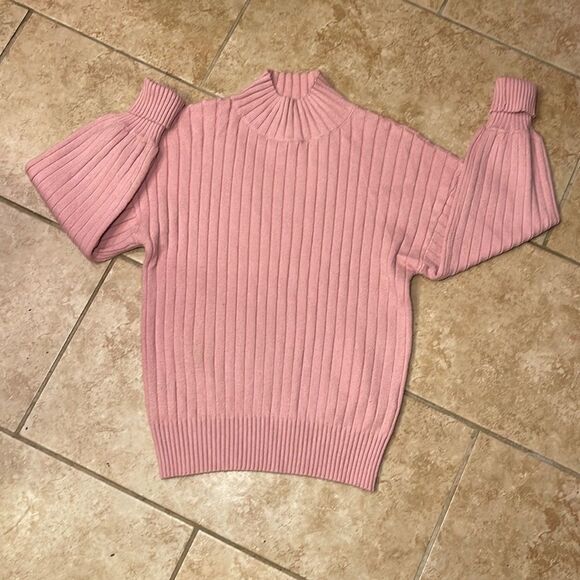 Pink ribbed knit mock neck sweater - Picture 1 of 3